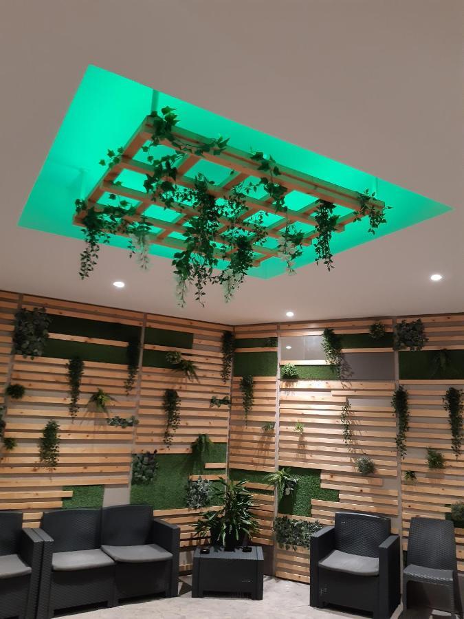 Hotel Sonia Aquilinia Buitenkant foto